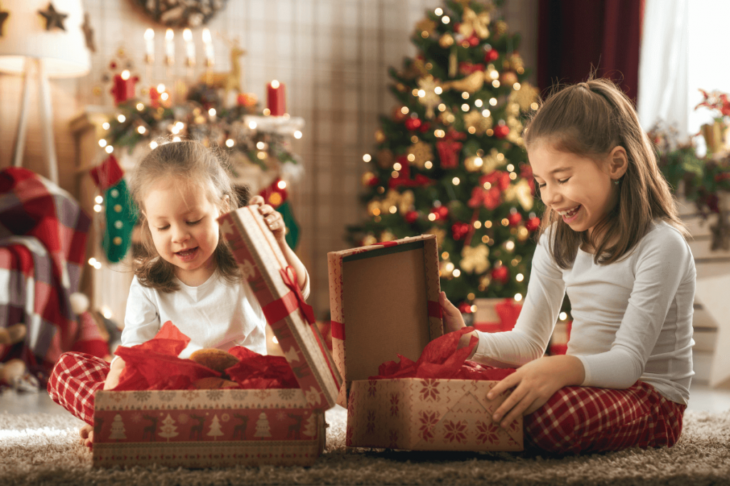Ouvrir les cadeaux le 25 décembre au matin